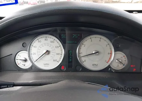 2005 Chrysler 300C из США, поврежденный, VIN 2C3AA63H25H504711